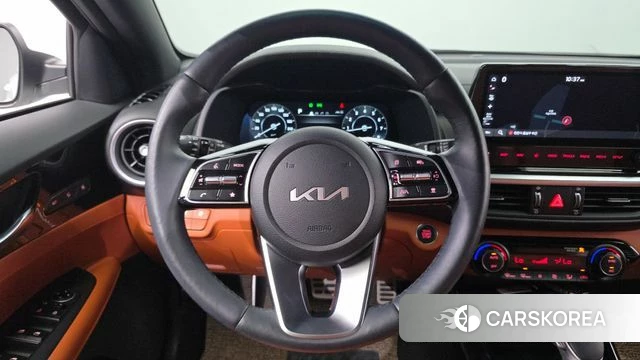 Kia The New K3 2nd generation 2024 Белый из Кореи, фото 6