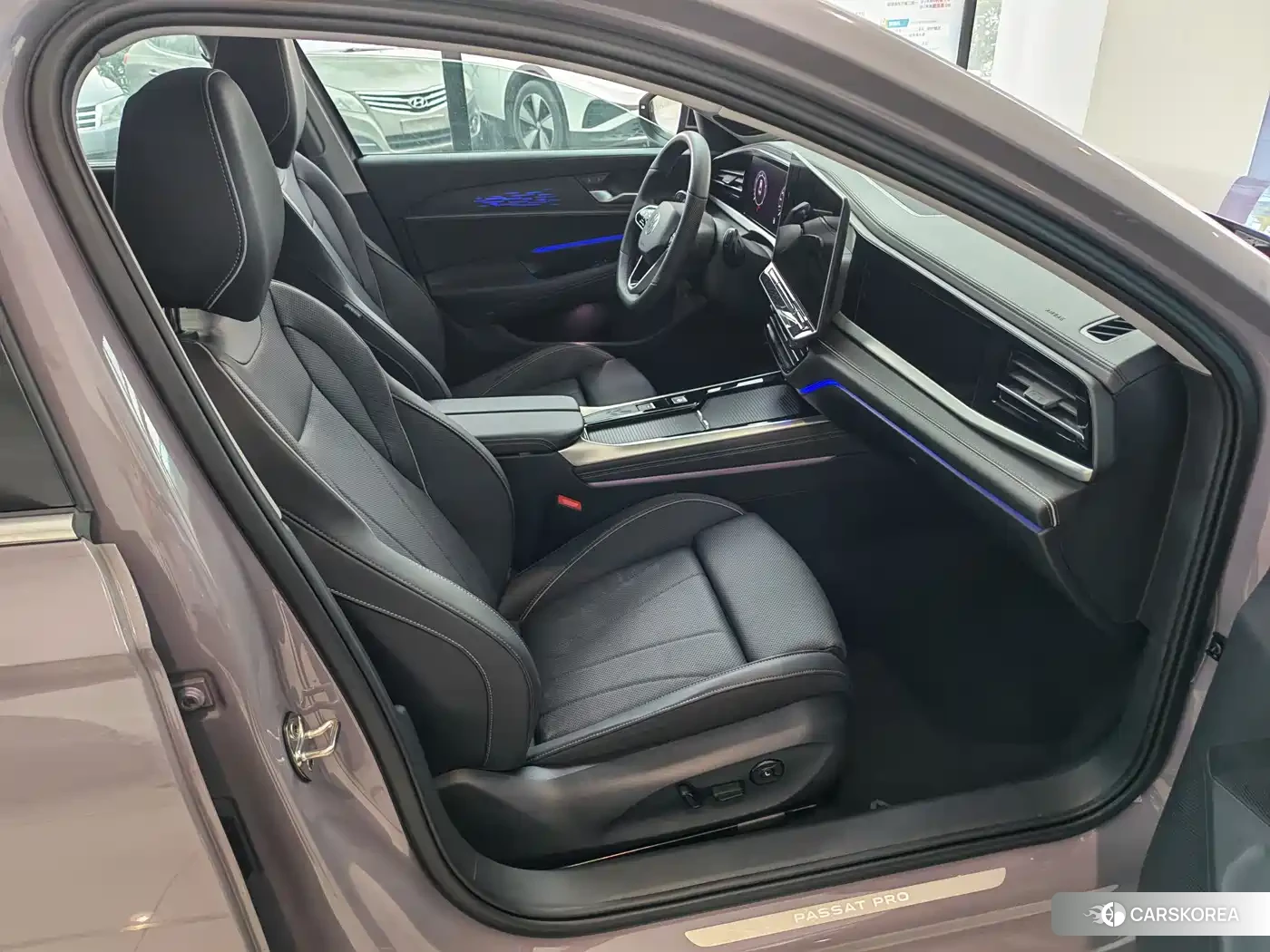 Volkswagen Passat 2024 Silver/gray из Китая, фото 6