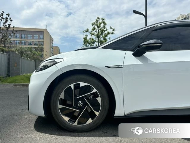 Volkswagen ID.3 2023 Белый из Китая, фото 6