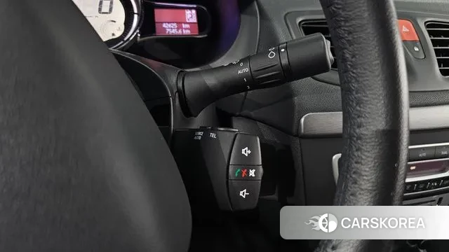 Renault Korea (Samsung) SM3 Neo 2018 Серебристо-серый из Кореи, фото 6