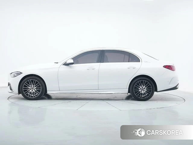 Mercedes-Benz Class C 2023 Белый из Китая, фото 6