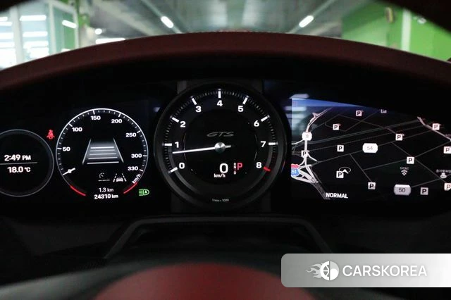 Porsche 911(992) 2023 Жемчужный цвет из Кореи, фото 6