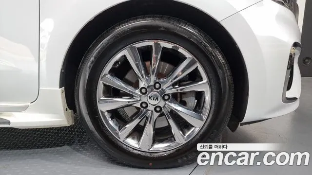 Kia The New Carnival 2018 Белый из Кореи, фото 6