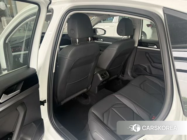 Volkswagen Lavida 2025 Белый из Китая, фото 6