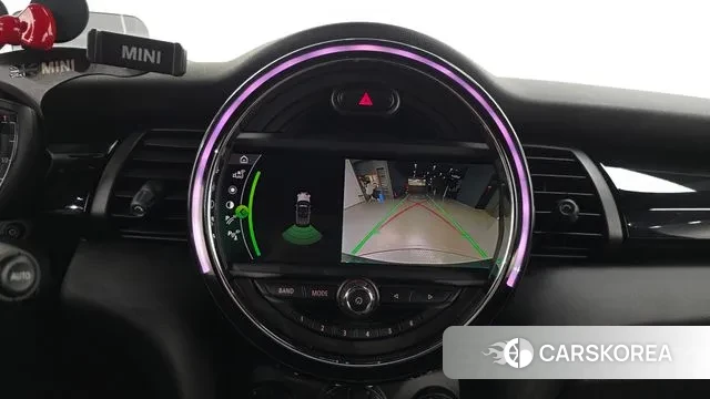 Mini Cooper Convertible 2019 Темно-зеленый из Кореи, фото 6