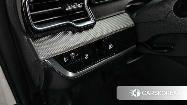 Kia Sportage 5th Generation 2024 Белый из Кореи, фото 6