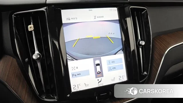 Volvo XC60 second Generation 2018 Серый из Кореи, фото 6