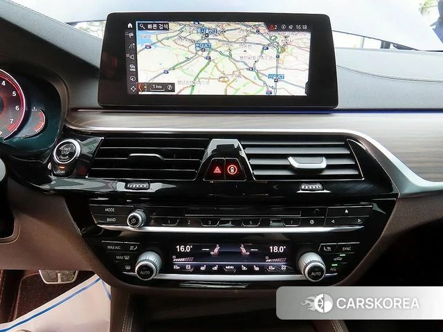 BMW 5 Series (G30) 2018 Черный из Кореи, фото 6