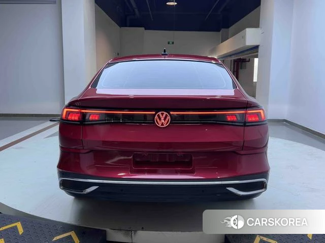 Volkswagen Lingdu 2022 Красный из Китая, фото 6