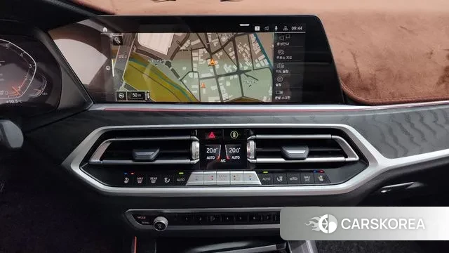 BMW X7 (G07) 2022 Белый из Кореи, фото 6