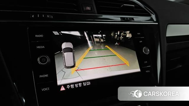 Volkswagen Tiguan second Generation 2020 Белый из Кореи, фото 6