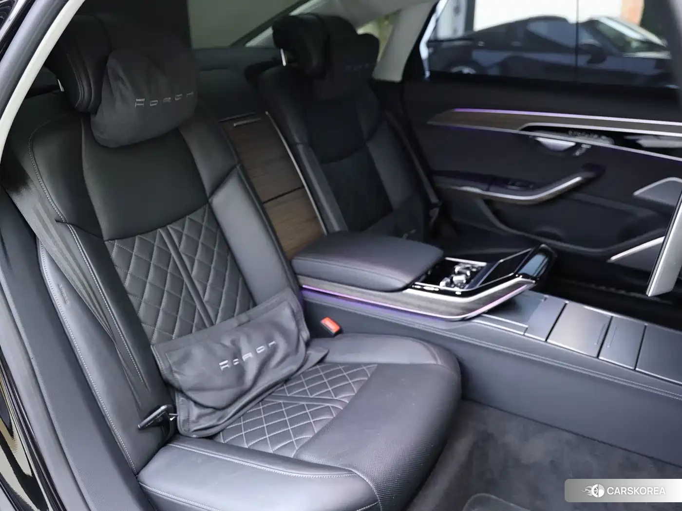 Audi A8 2022 Черный из Китая, фото 6