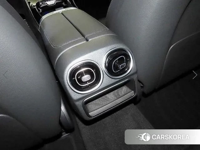 Mercedes-Benz C-Class W206 2025 Белый из Кореи, фото 6