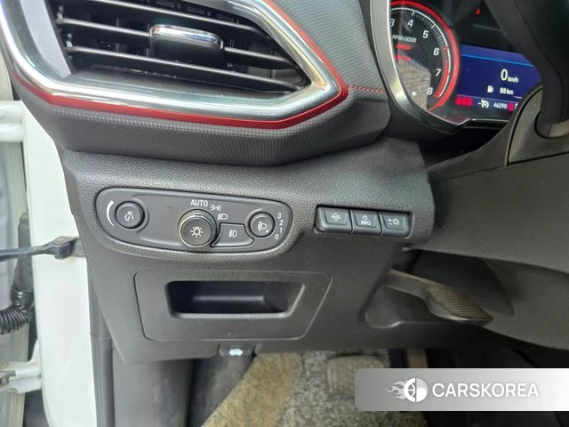 Chevrolet (GM Daewoo) Trailblazer 2021 Белый из Кореи, фото 6