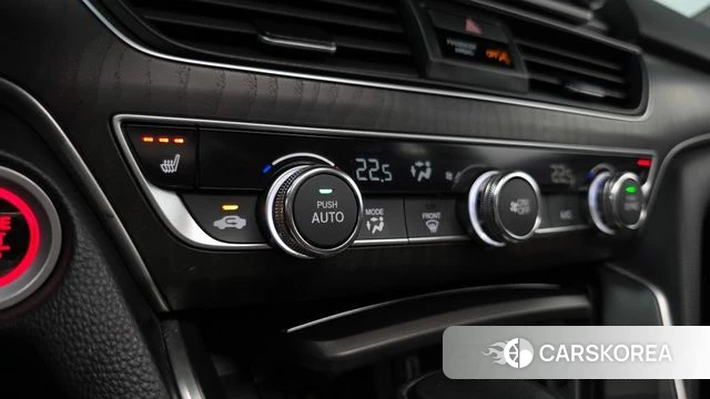 Honda Accord 10th Generation 2018 Серебристо-серый из Кореи, фото 6