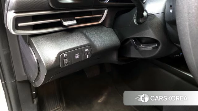 Hyundai Avante Hybrid (CN7) 2021 Серебристо-серый из Кореи, фото 6