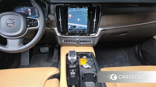 Volvo S90 2024 Серый из Кореи, фото 6