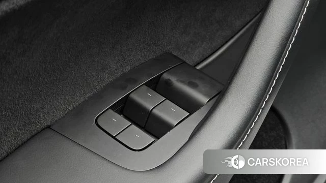 Tesla Model Y 2024 Белый из Кореи, фото 6