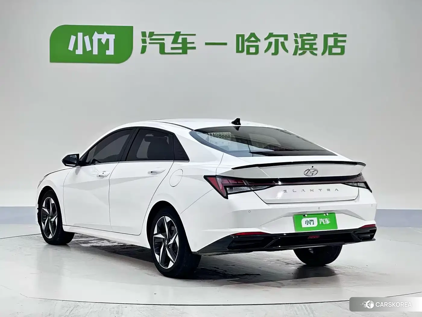 Hyundai Elantra 2023 Белый из Китая, фото 6