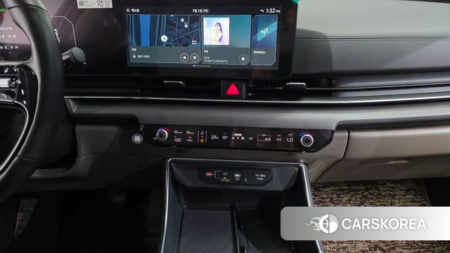 Kia The New Carnival 4th Generation 2025 Белый из Кореи, фото 6