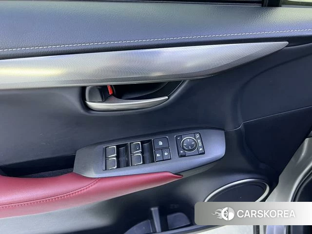Lexus NX 2021 Темно-серый из Китая, фото 6