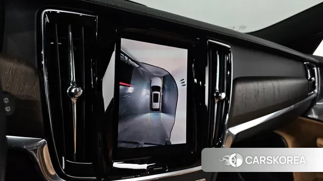 Volvo V90 Cross-Country 2024 Белый из Кореи, фото 6