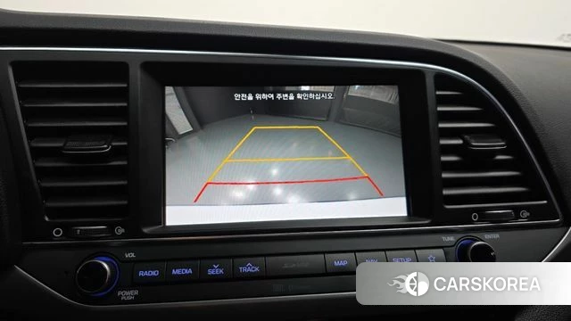 Hyundai Avante AD 2018 Белый из Кореи, фото 6