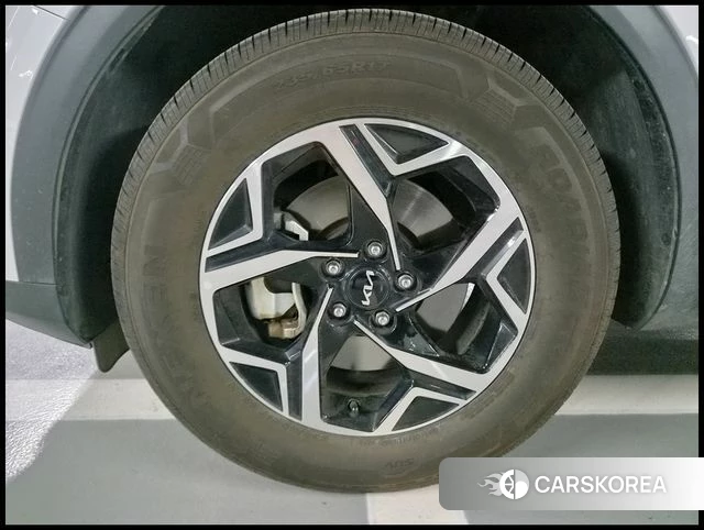 Kia Sportage 5th Generation 2022 Белый из Кореи, фото 6