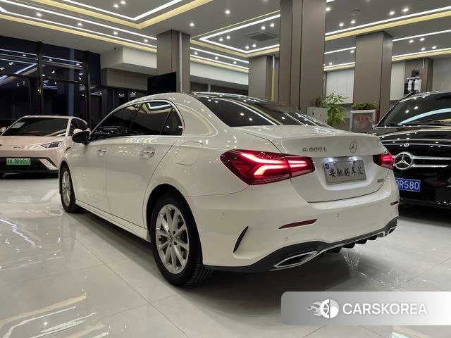 Mercedes-Benz Class A 2022 Белый из Китая, фото 6