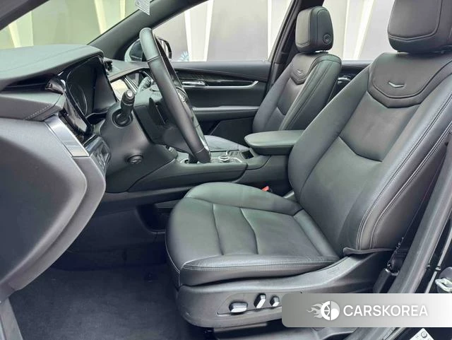 Cadillac XT6 2021 Черный из Китая, фото 6