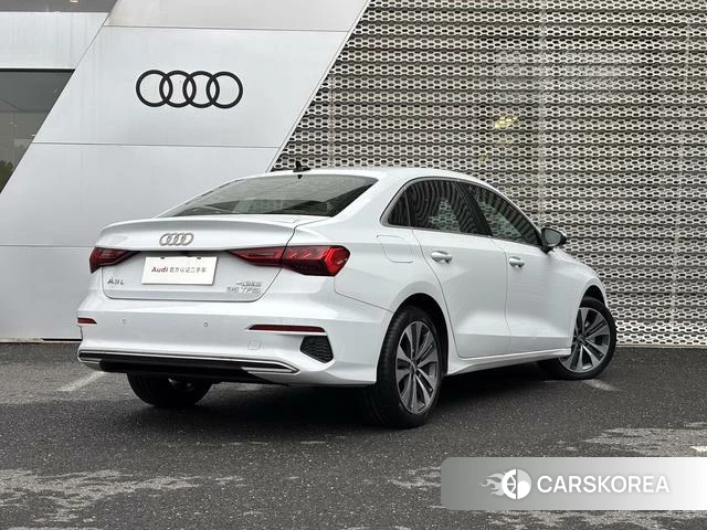 Audi A3 2021 Белый из Китая, фото 6