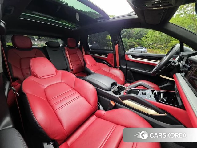 Porsche Cayenne (PO536) 2024 Цвет галактики из Кореи, фото 6