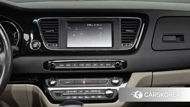 Kia The New Carnival 2018 Белый из Кореи, фото 6