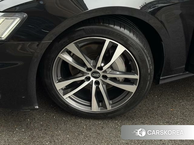 Audi A6L 2021 Черный из Китая, фото 6