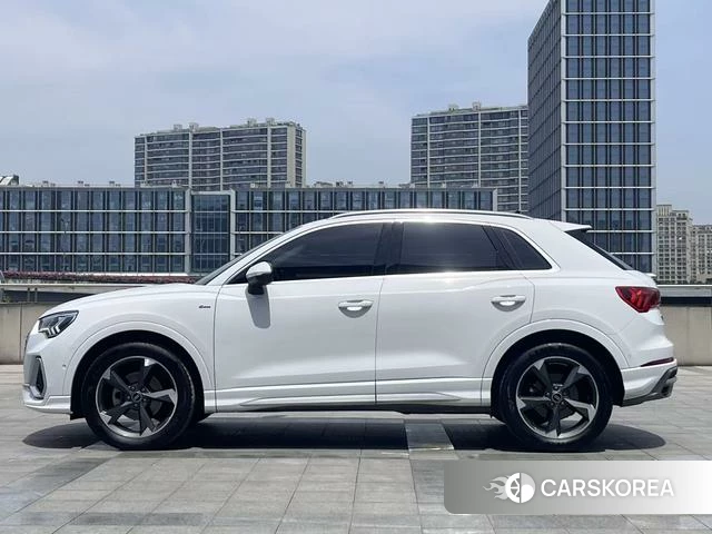 Audi Q3 2023 Белый из Китая, фото 6