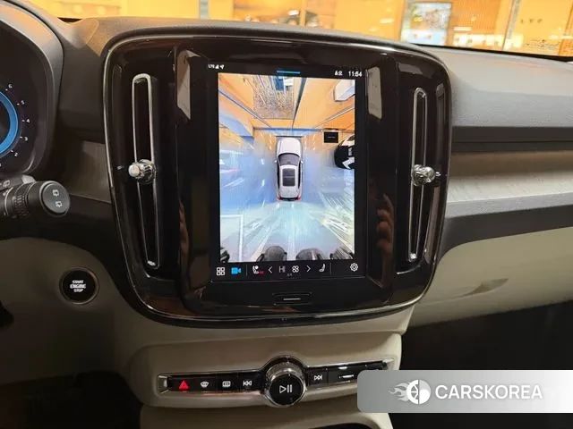 Volvo XC40 2025 Белый из Кореи, фото 6