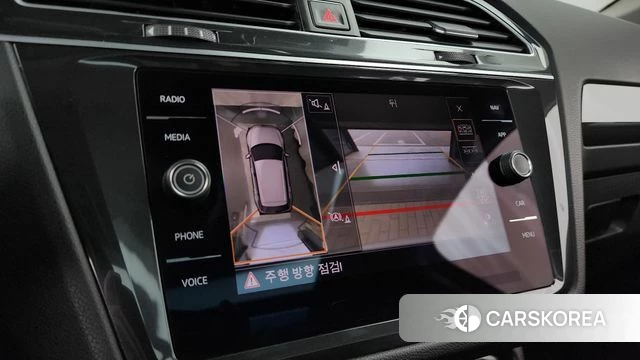 Volkswagen Tiguan second Generation 2018 Серебристо-серый из Кореи, фото 6
