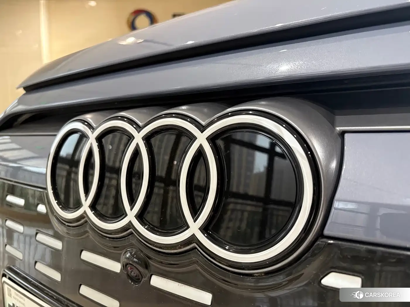 Audi Q6L e-tron 2026 Синий из Китая, фото 6
