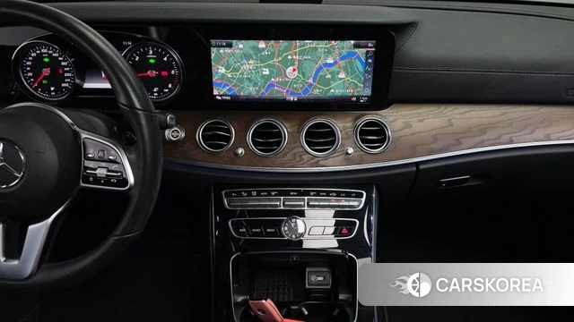 Mercedes-Benz E-Class W213 2019 Черный из Кореи, фото 6
