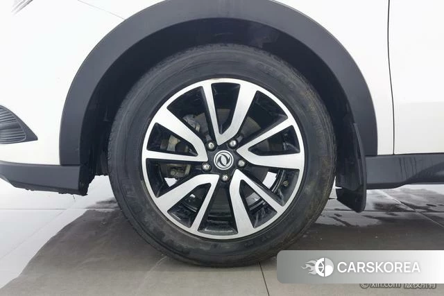 Dongfeng Scenery Scenery 580 2018 Белый из Китая, фото 6