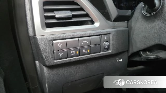 Ssangyong Beautiful Korando 2019 Черный из Кореи, фото 6