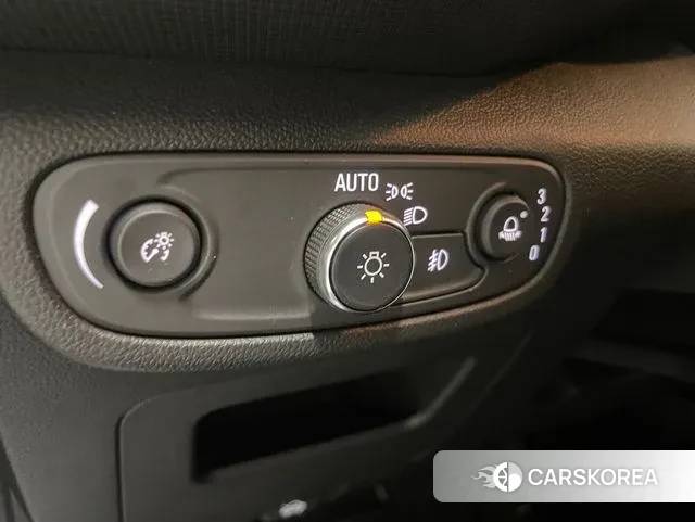 Chevrolet (GM Daewoo) Trailblazer 2023 Серый из Кореи, фото 6