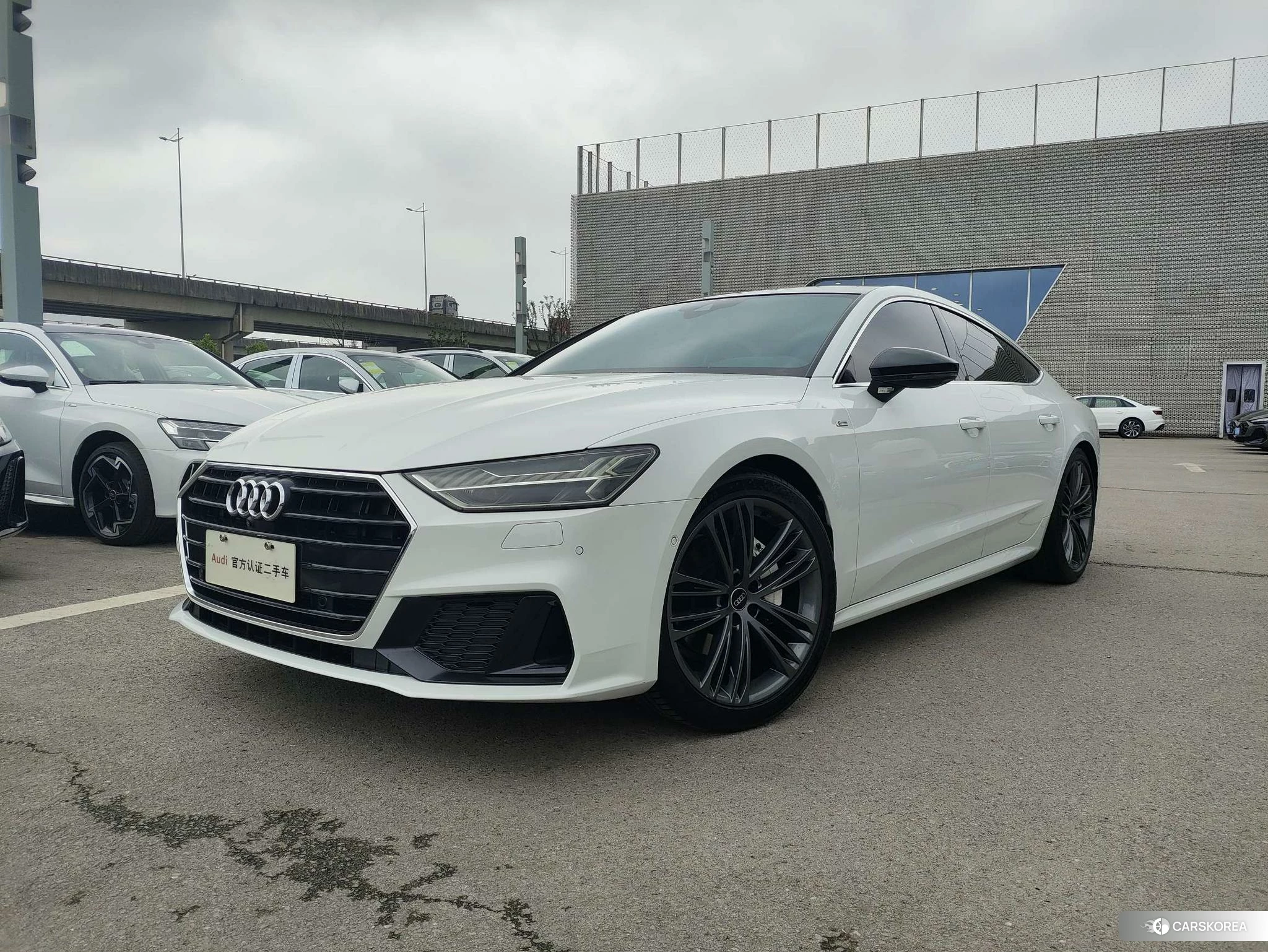 Audi A7 2021 Белый из Китая, фото 6