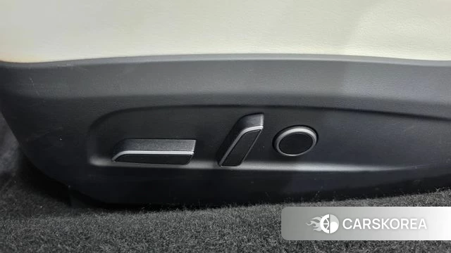 Tesla Model 3 2024 Белый из Кореи, фото 6