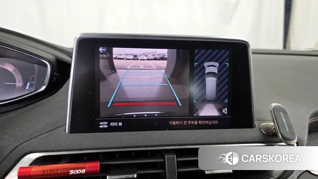 Peugeot 5008 second generation 2021 Белый из Кореи, фото 6