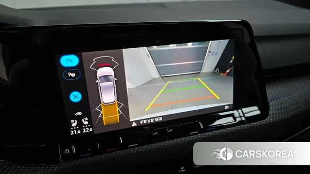 Volkswagen Golf 8th Generation 2024 Белый из Кореи, фото 6