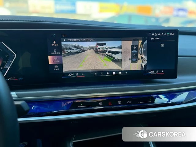 BMW 7 Series (G70) 2023 Черный из Кореи, фото 6