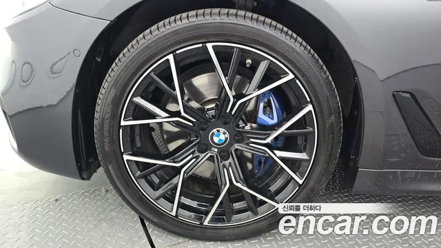 BMW 5 Series (G30) id 2525336 из Кореи 6