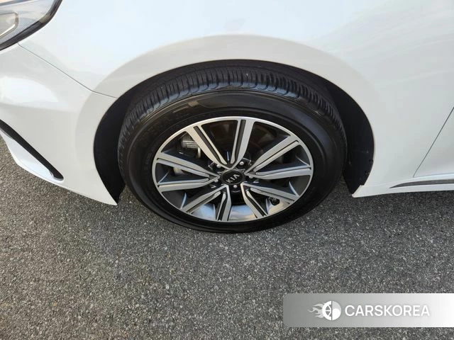 Kia The New K5 2nd generation 2018 Белый из Кореи, фото 6