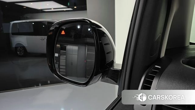 Hyundai Staria 2025 Белый из Кореи, фото 6